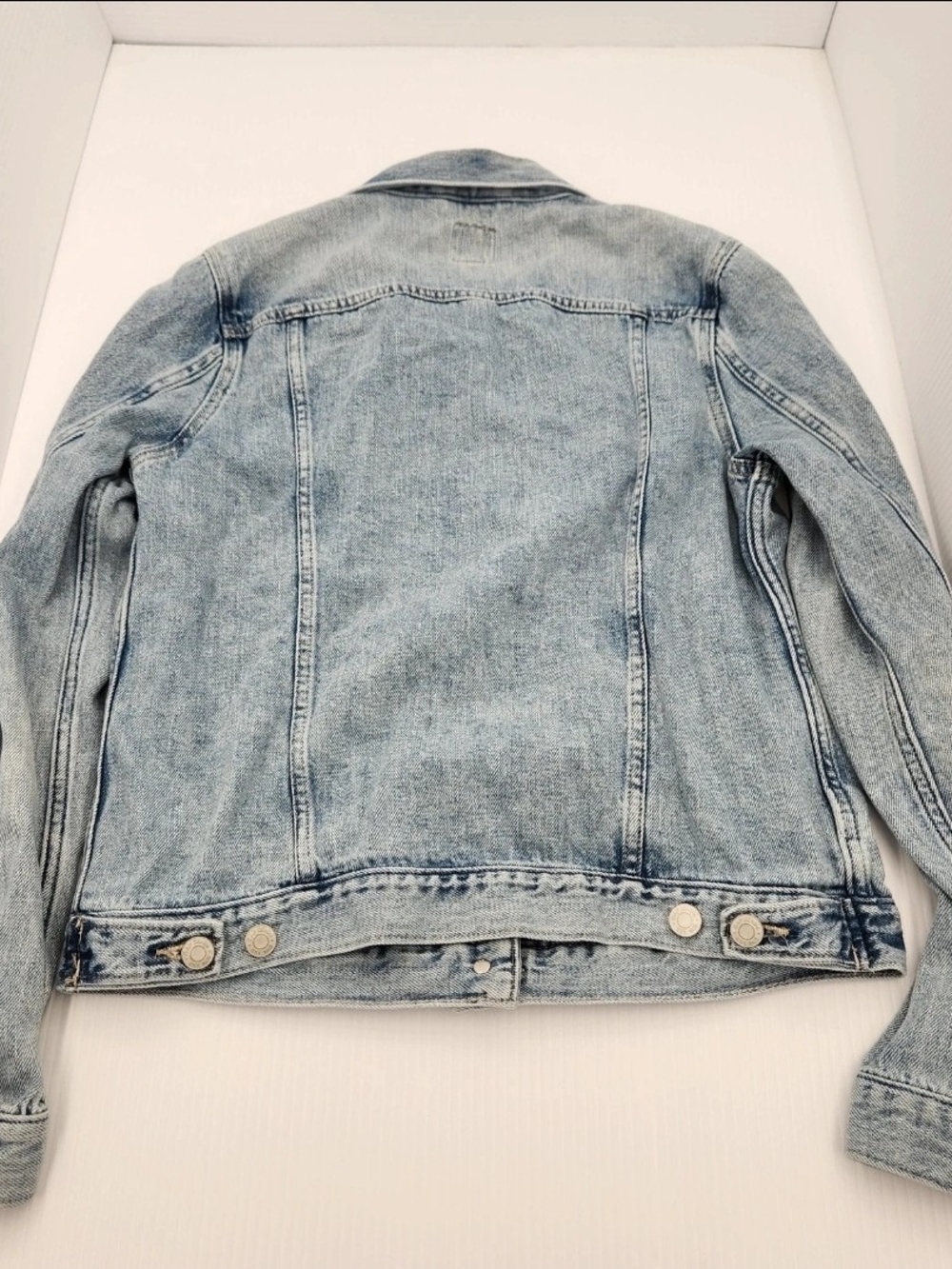 GAP Light Blue Denim Jacket - Women's - Picture 9 of 9